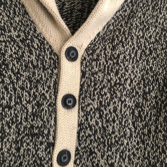 Roots style cabin cardigan sweater - Picture 6 of 10